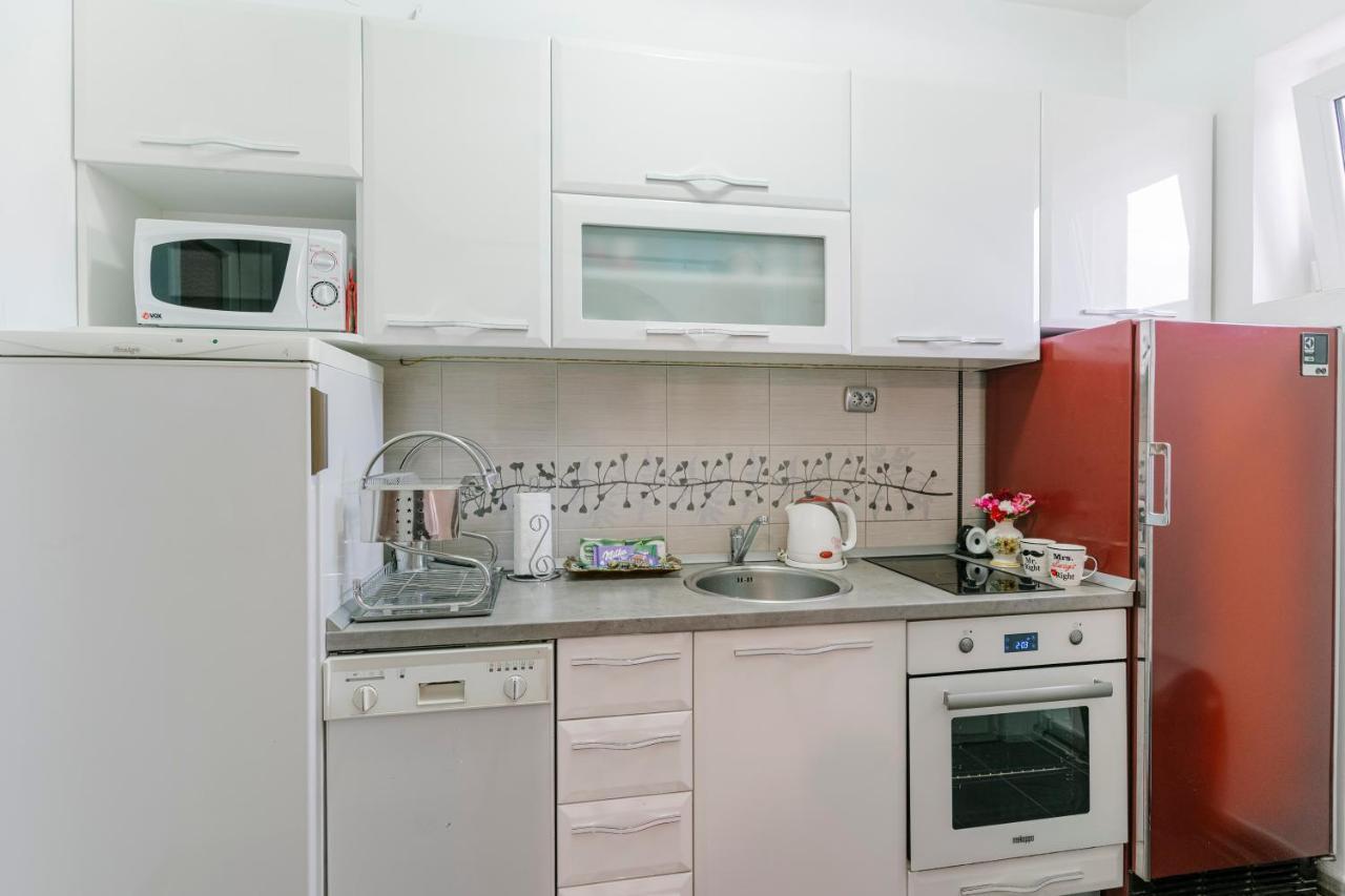 Nis Downtown Residence ภายนอก รูปภาพ